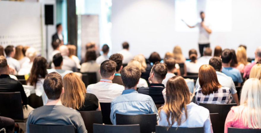 Disoccupazione ai minimi, lavoro in ritirata: perché il dato che tutti celebrano racconta una storia diversa Immagine
