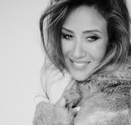 Ritrovare Equilibrio e Realizzare il Proprio Potenziale con Vanessa Helfrich, Life Guide Coach Immagine