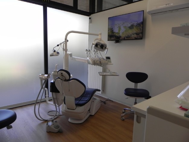 Riabilitazioni complesse su impianti dentali: le sfide dell’odontoiatria avanzata con M&G Dental Care immagine