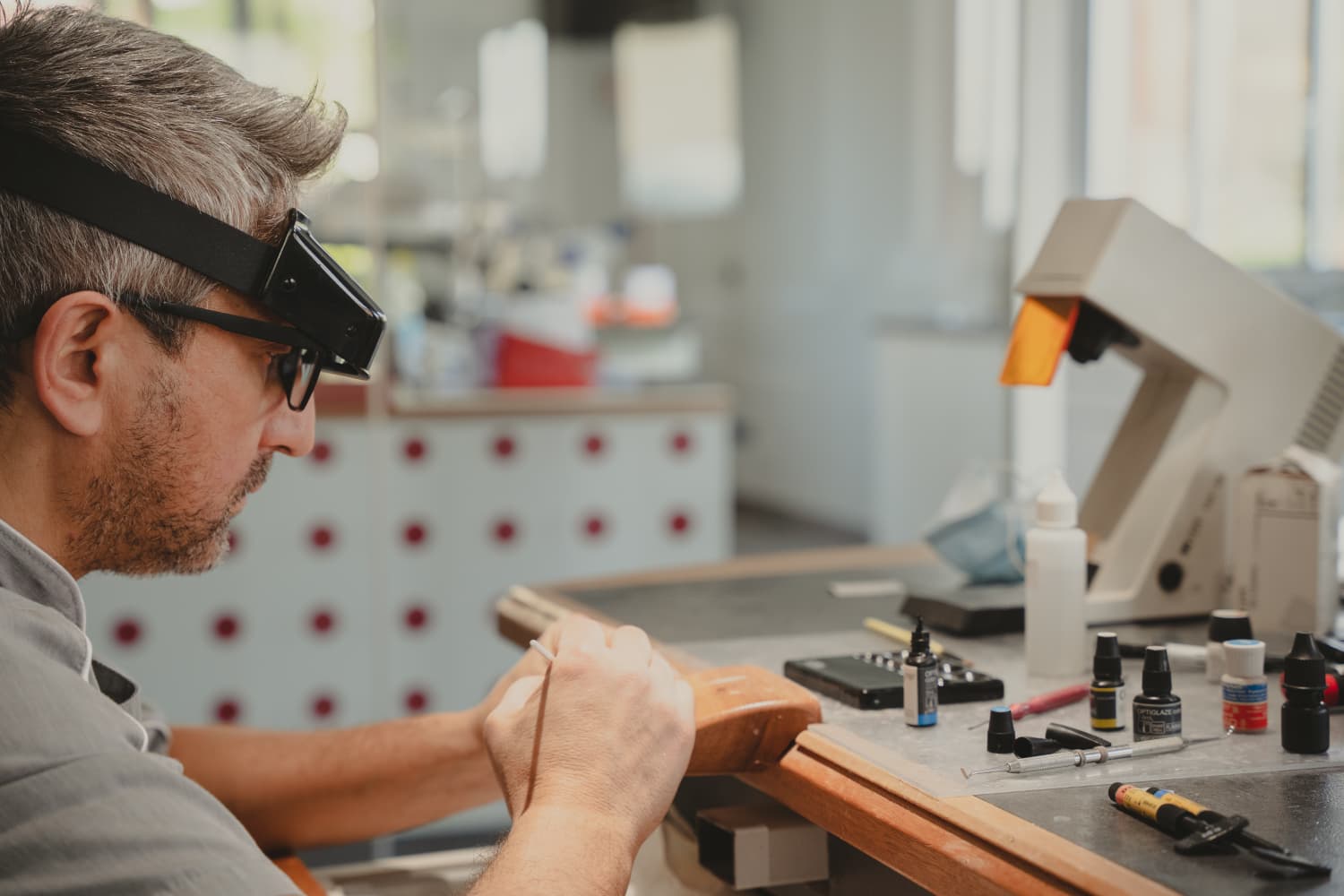 Alessandro Scopacasa e il ruolo dell’odontotecnico tra funzione, estetica e qualità della vita Immagine