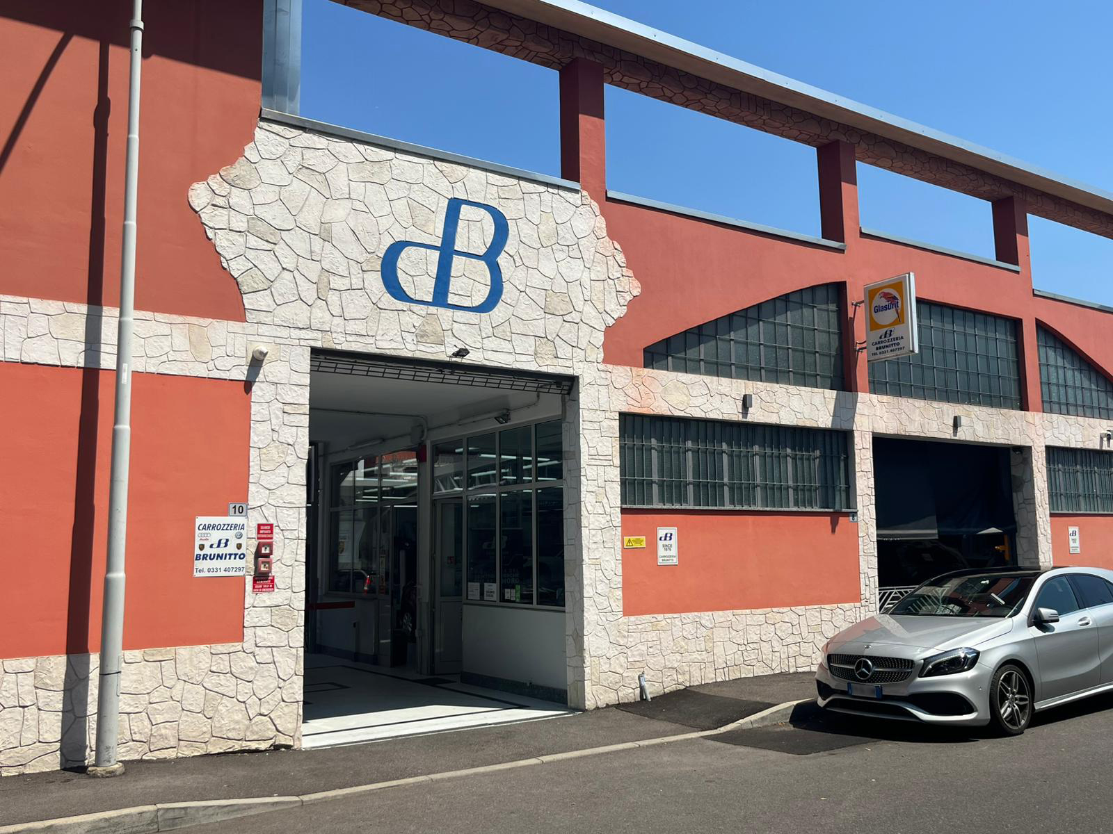 Carrozzeria Brunitto a Legnano. Tecnologia, esperienza e cura per ogni dettaglio immagine