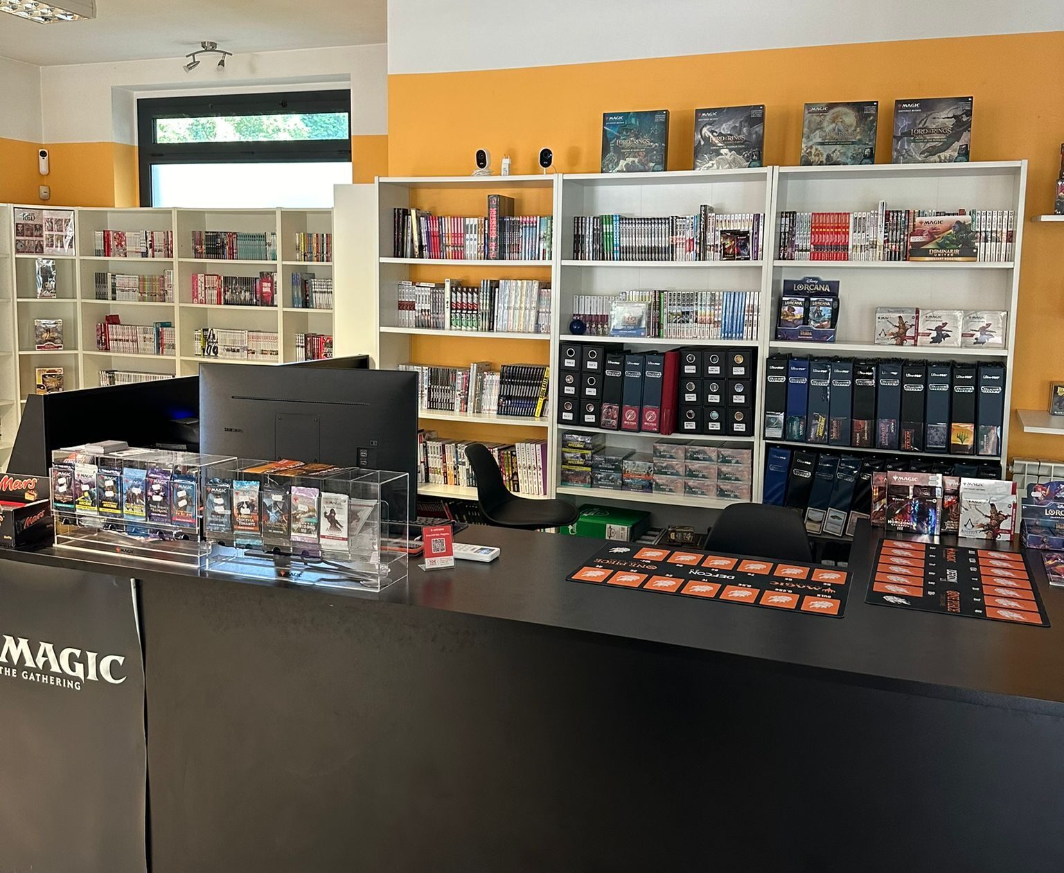 Defcon 2.0: il punto di riferimento per gli appassionati di fumetti e giochi a Varese immagine