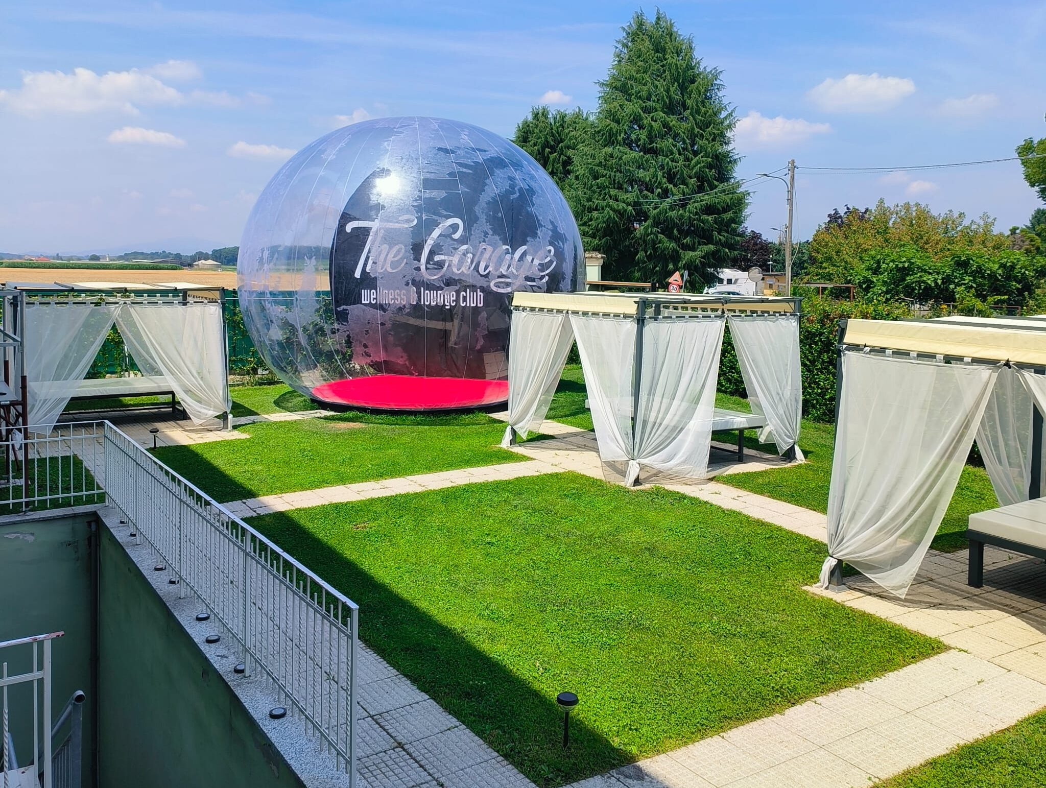 The Garage Club: il tempio italiano della passione tra eleganza e libertà si trova a Novara immagine
